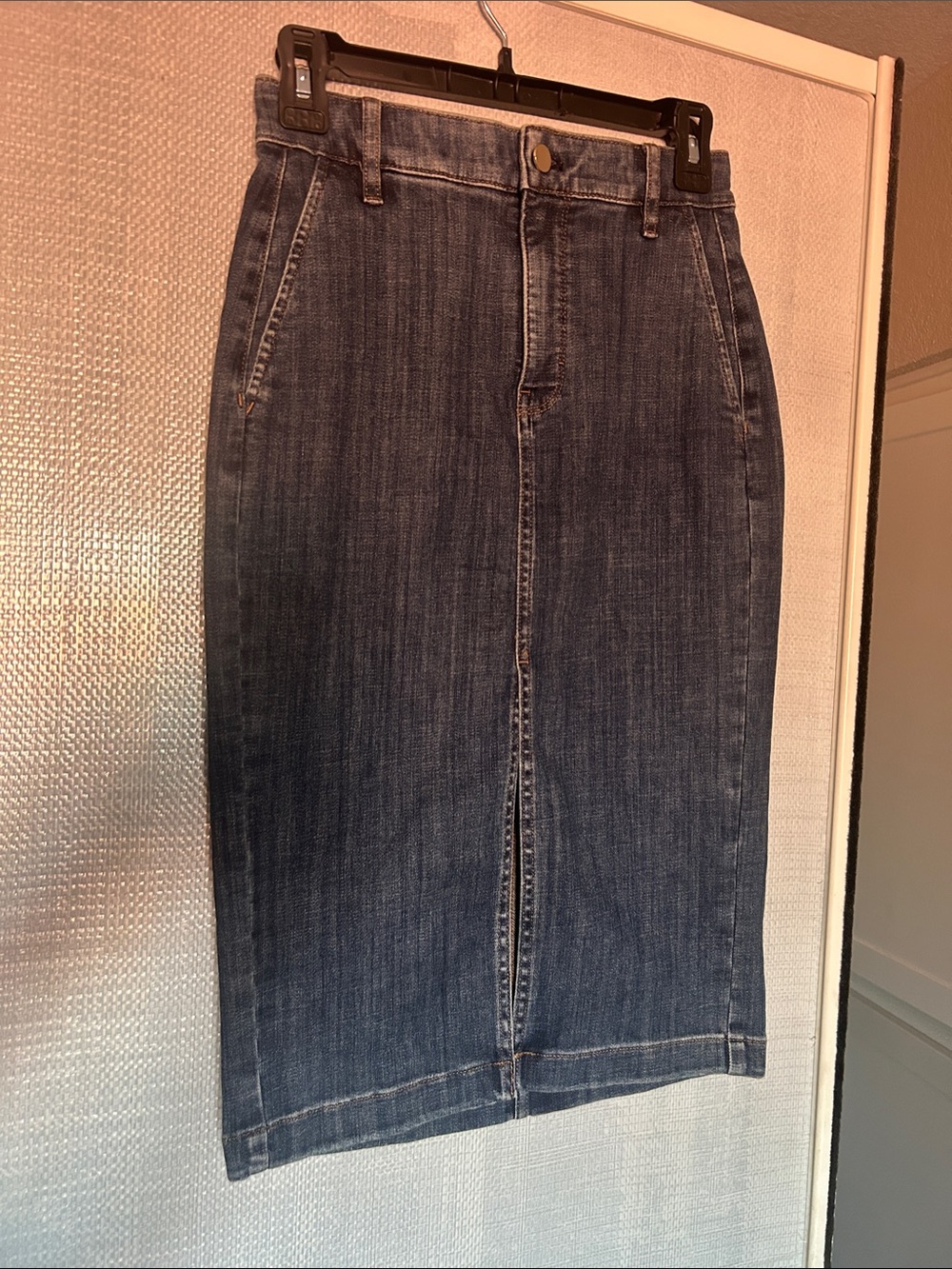 White House Black Market Dark Blue Denim Midi Pencil Skirt